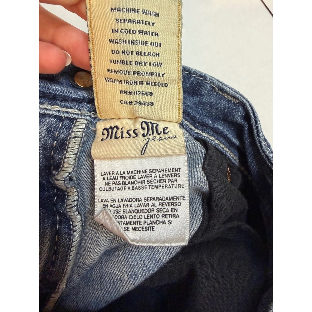 Miss Me Bootcut Jeans Blue Embroidered Crystal Embellished Size 29 - Picture 14 of 14